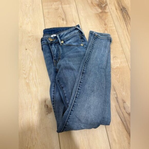TRUE RELIGION-  JENNIE CURVY- MID RISE SKINNY JEAN - Picture 2 of 8